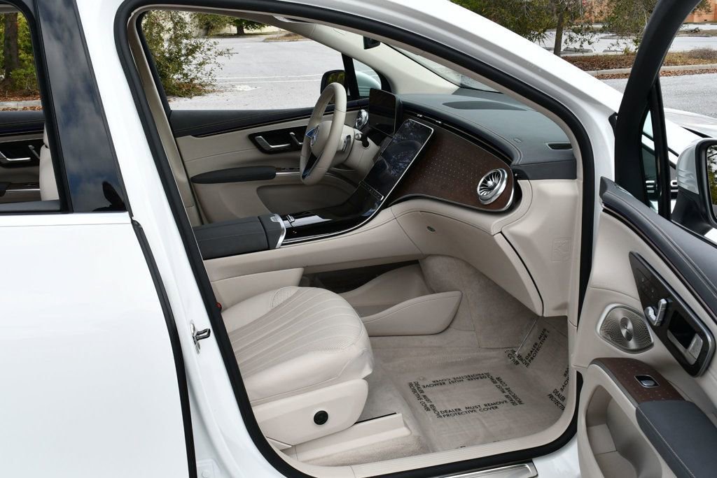 Used 2023 Mercedes-Benz EQS 450+ SUV image 50