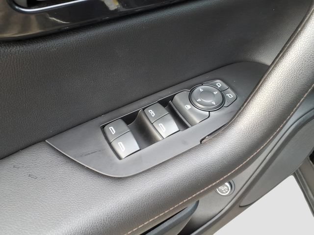 Used 2022 Chevrolet Blazer Premier AWD/4WD image 15