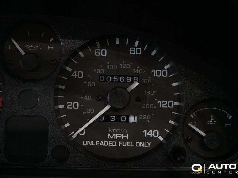 Used 1996 MAZDA MX-5 Miata RWD image 41