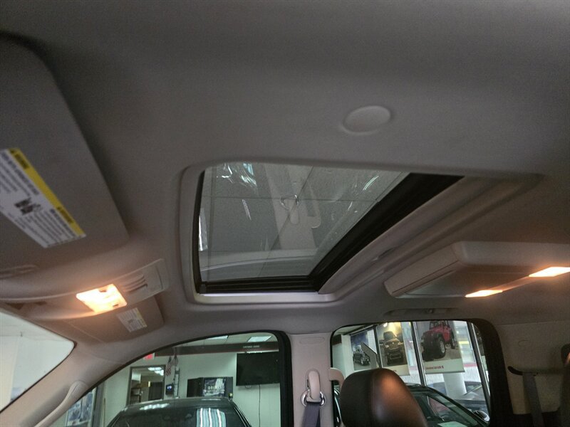 Used 2012 Chevrolet Suburban LTZ AWD/4WD image 31
