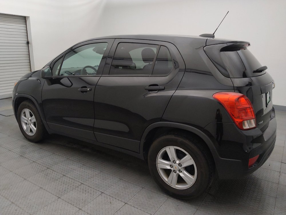 Used 2020 Chevrolet Trax LS w/ Tint and Cruise Package FWD image 3