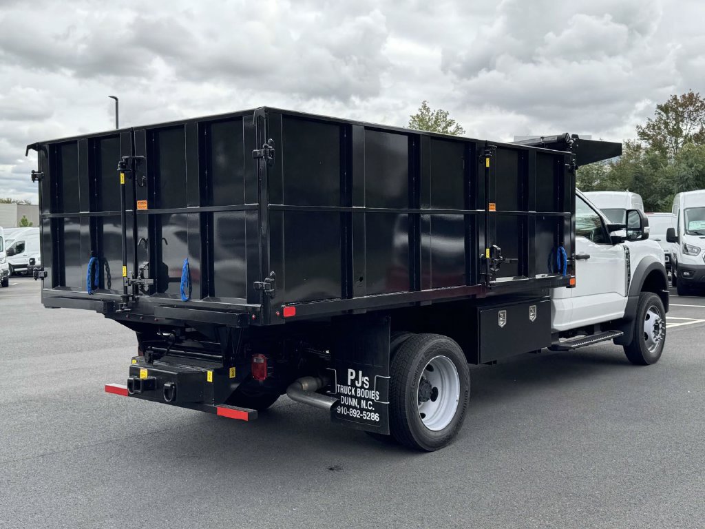 New 2026 Ford F550 4x4 Regular Cab Super Duty image 3