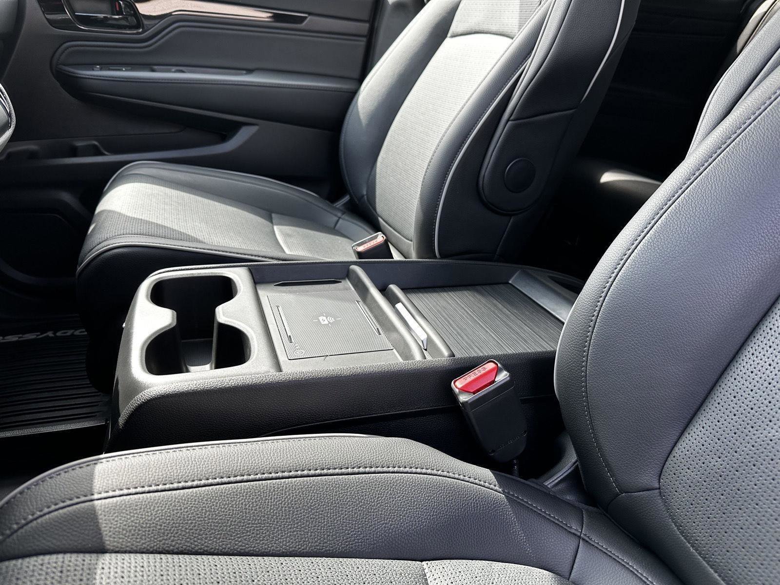 Certified 2025 Honda Odyssey Elite image 19