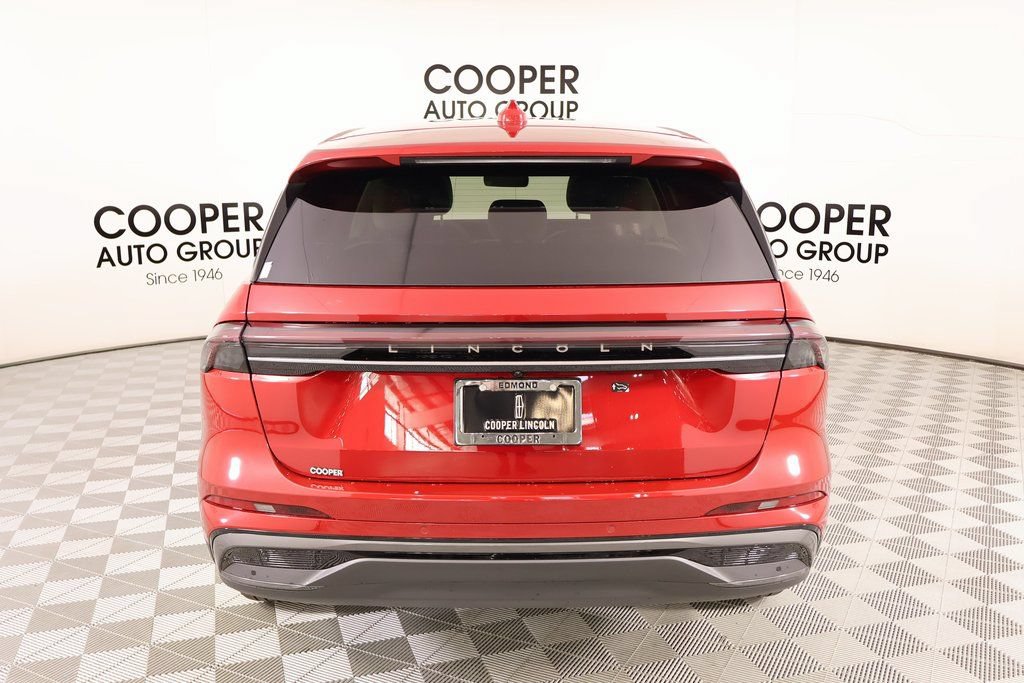 New 2026 Lincoln Nautilus Premier w/ Jet Appearance Package AWD/4WD image 21