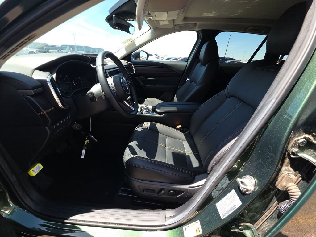 Used 2025 MAZDA CX-50 2.5 Turbo w/ Premium Plus Pkg image 6