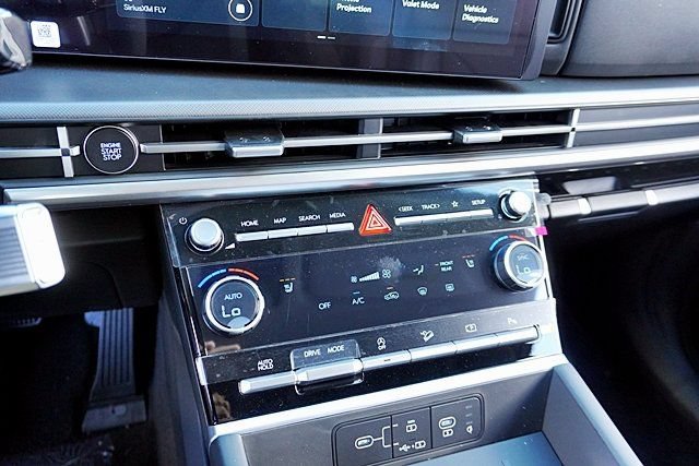 New 2026 Hyundai Santa Fe SEL FWD image 32