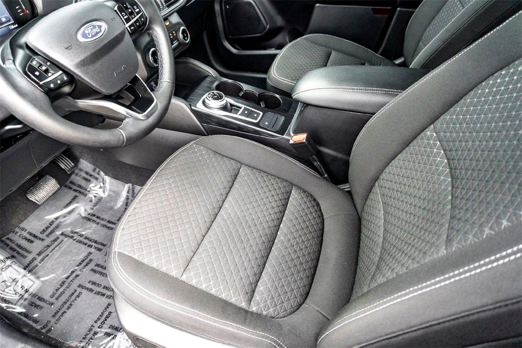 Used 2023 Ford Escape Active image 14