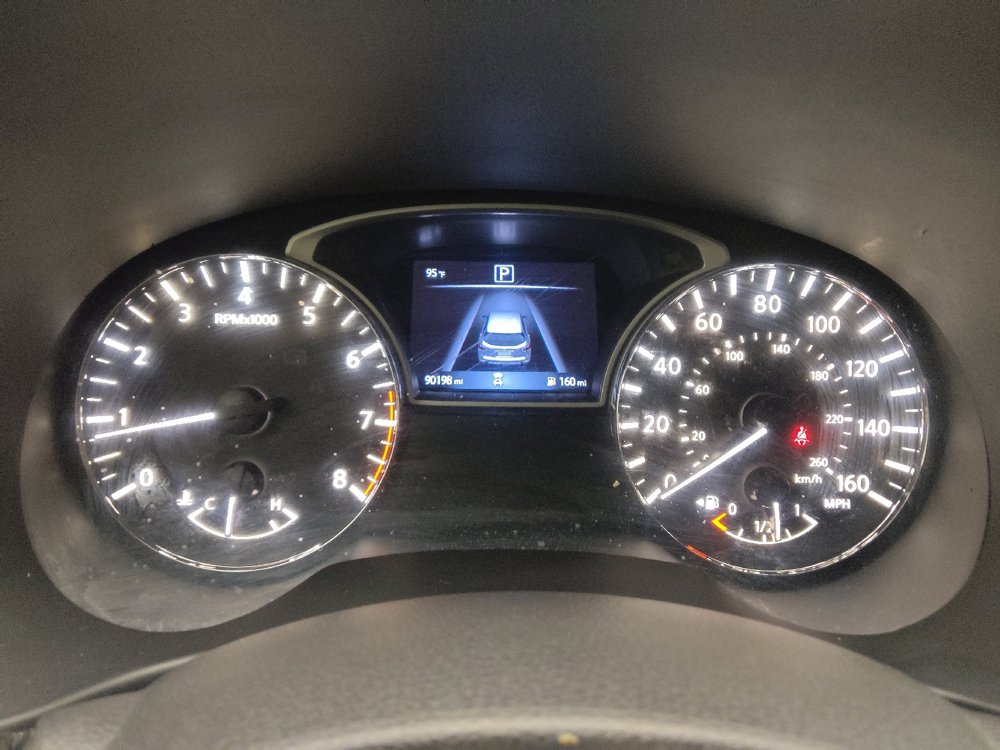 Used 2020 Nissan Pathfinder S FWD image 23