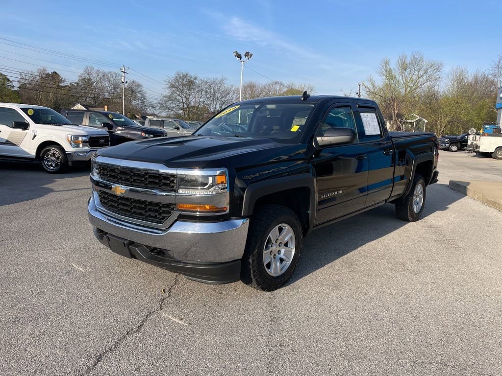 Used 2019 Chevrolet Silverado 1500 LT image 3