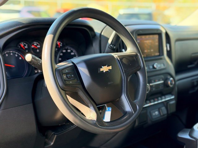 Used 2021 Chevrolet Silverado 1500 Custom AWD/4WD image 9