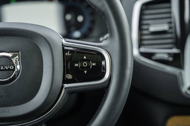 Used 2023 Volvo XC90 B6 Plus w/ Protection Package image 27