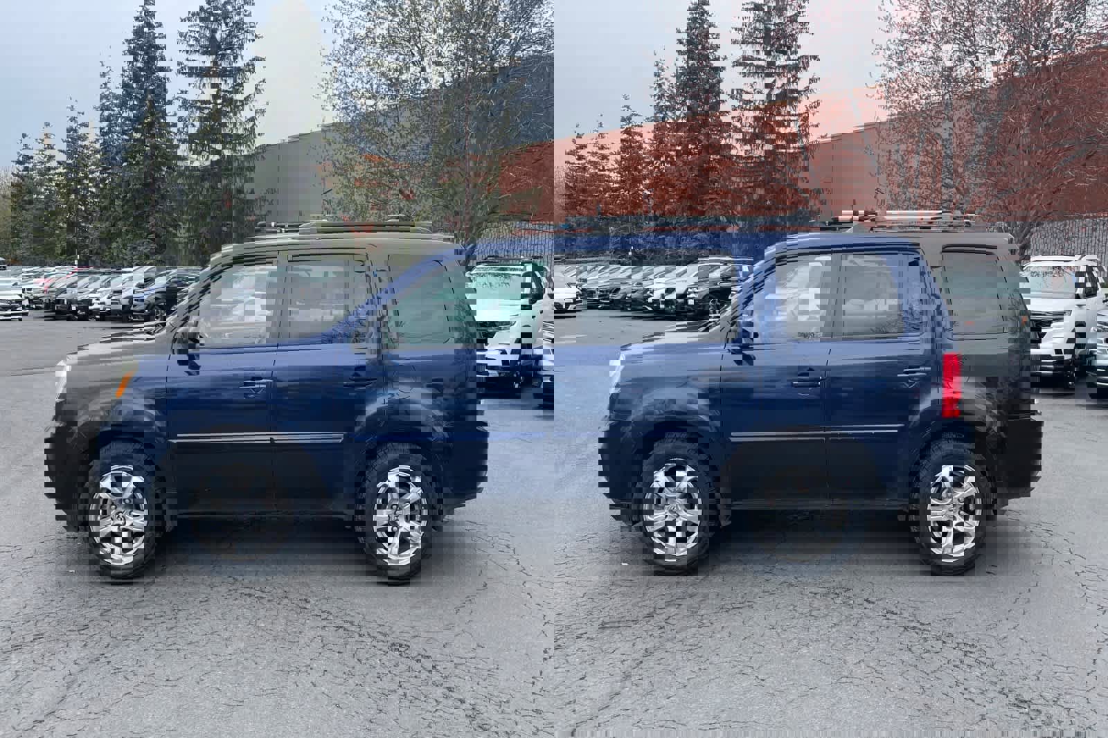 Used 2013 Honda Pilot EX image 2