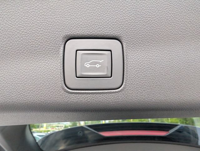 Used 2023 Chevrolet TrailBlazer ACTIV w/ Sun and Liftgate Package AWD/4WD image 20