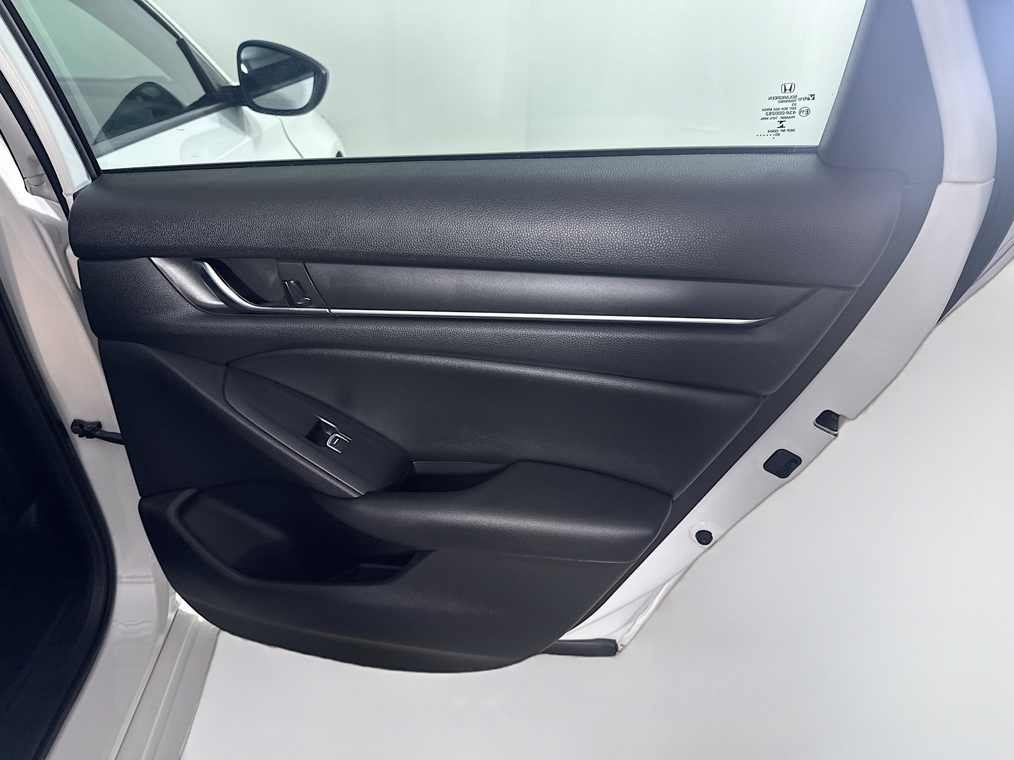 Used 2020 Honda Accord Sport image 28