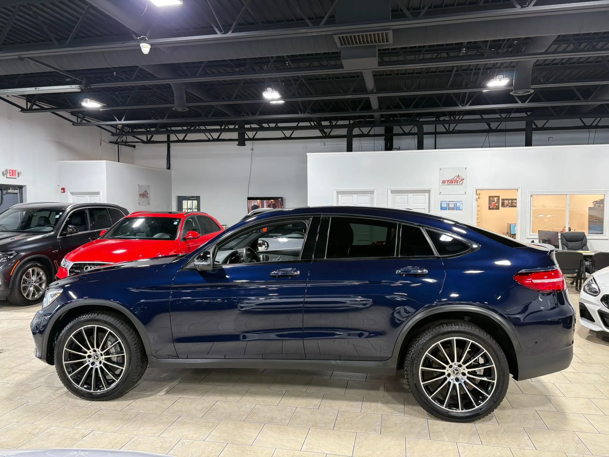 Used 2019 Mercedes-Benz GLC 300 4MATIC Coupe image 22