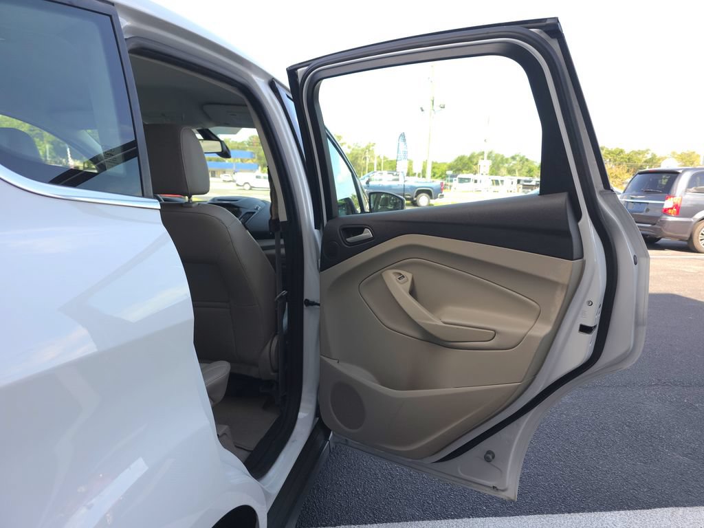 Used 2014 Ford C-MAX SEL w/ Equipment Group 302A FWD image 12