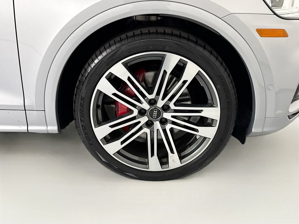 Used 2020 Audi SQ5 Prestige w/ Prestige Package AWD/4WD image 32