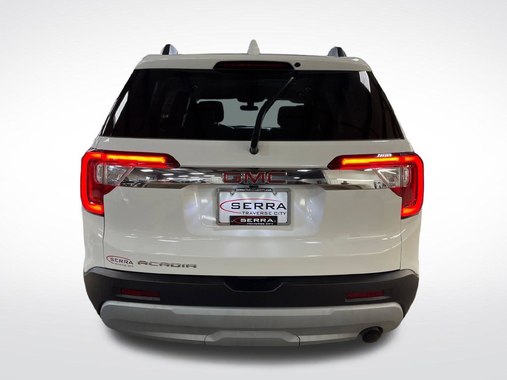 Used 2021 GMC Acadia SLE w/ Driver Convenience Package FWD image 4