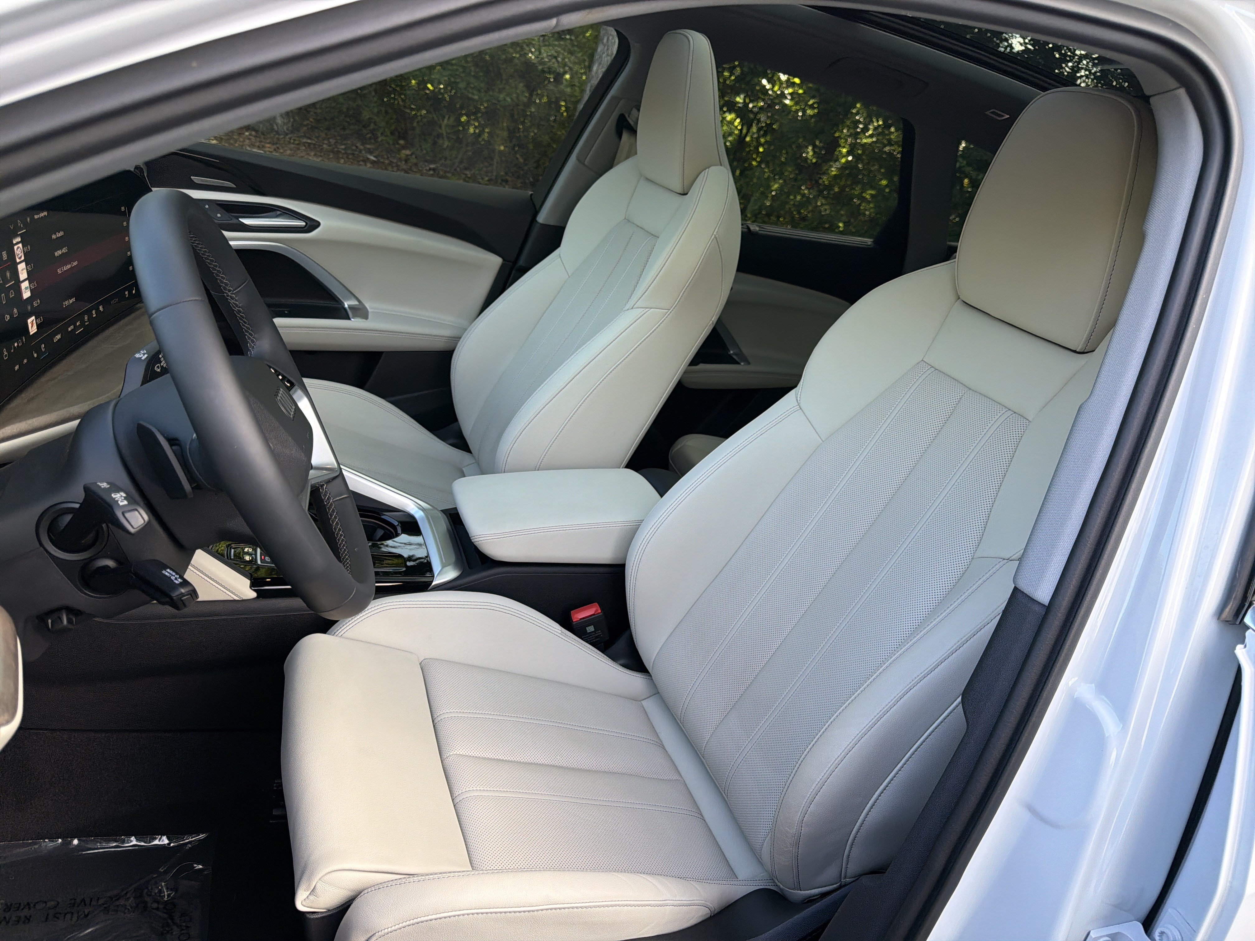 Used 2025 Audi Q5 Prestige AWD/4WD image 16