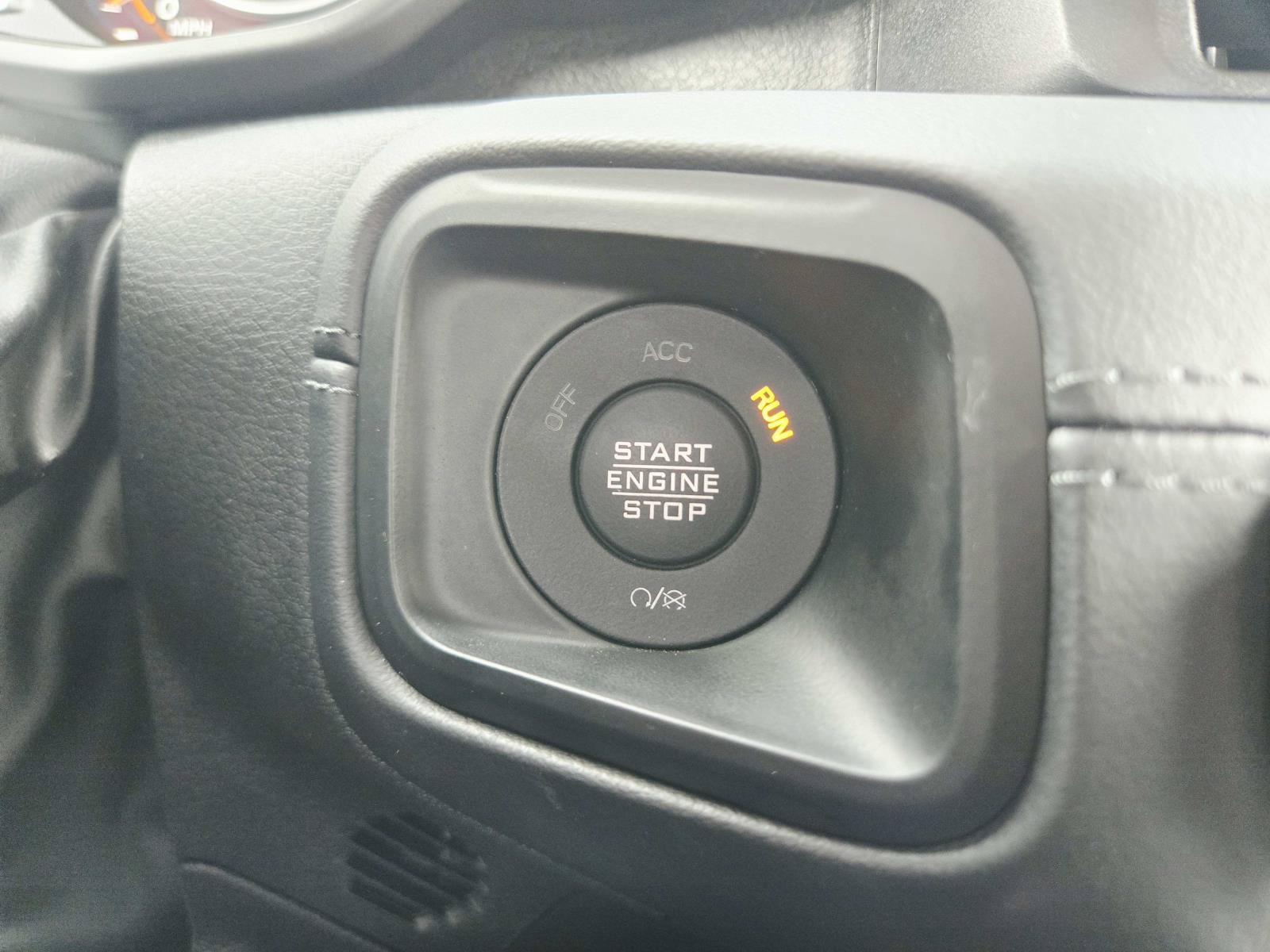 Used 2026 Jeep Wrangler Unlimited Sahara AWD/4WD image 36