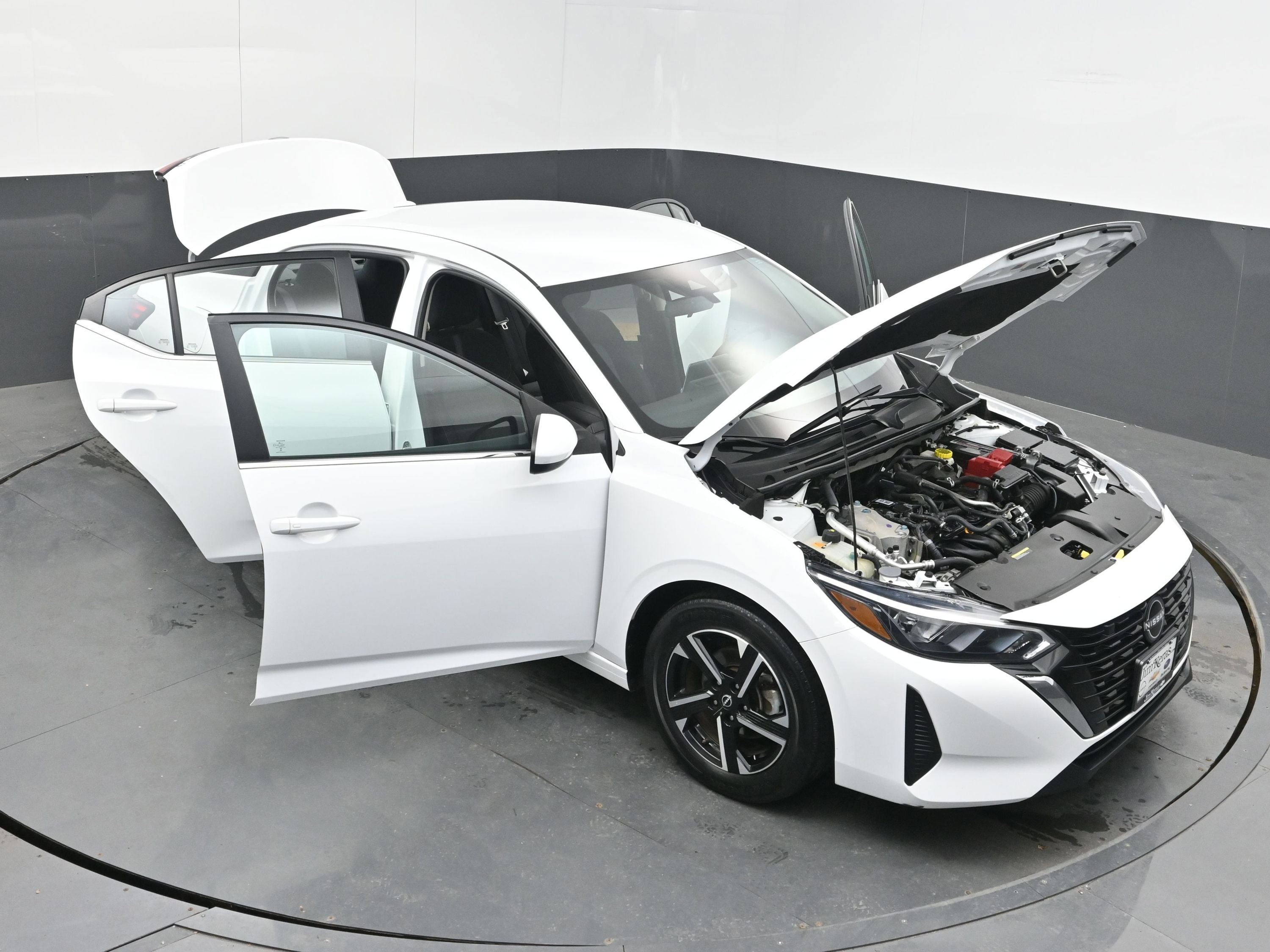 Used 2024 Nissan Sentra SV image 40