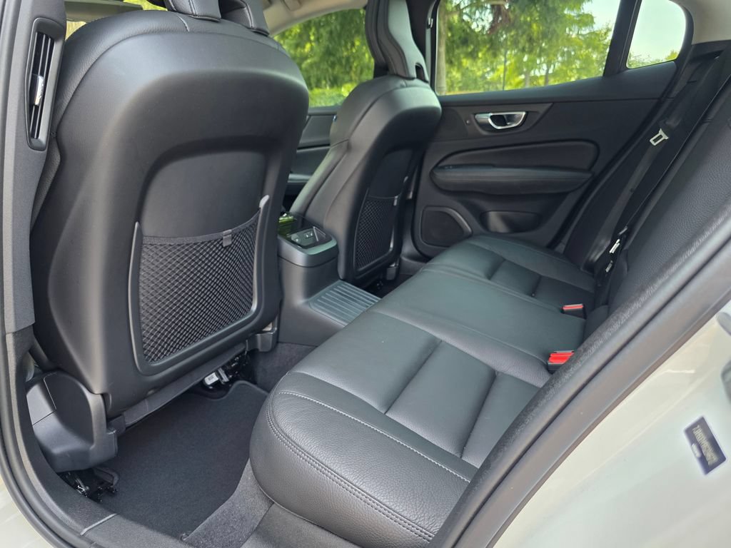 Used 2024 Volvo S60 T8 Ultimate w/ Climate Package AWD/4WD image 29