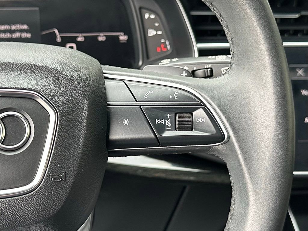 Used 2021 Audi Q7 2.0T Premium Plus w/ Executive Package image 37
