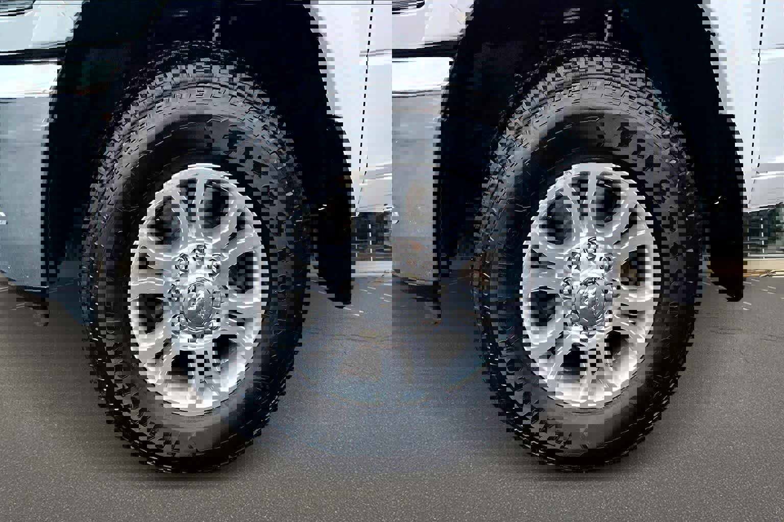 Used 2018 RAM 2500 Laramie image 8