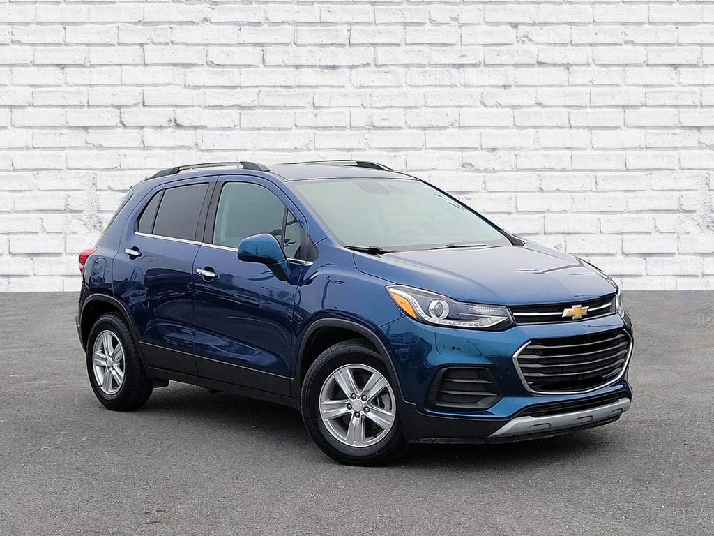 Used 2019 Chevrolet Trax LT w/ Driver Confidence Package 360° Tour