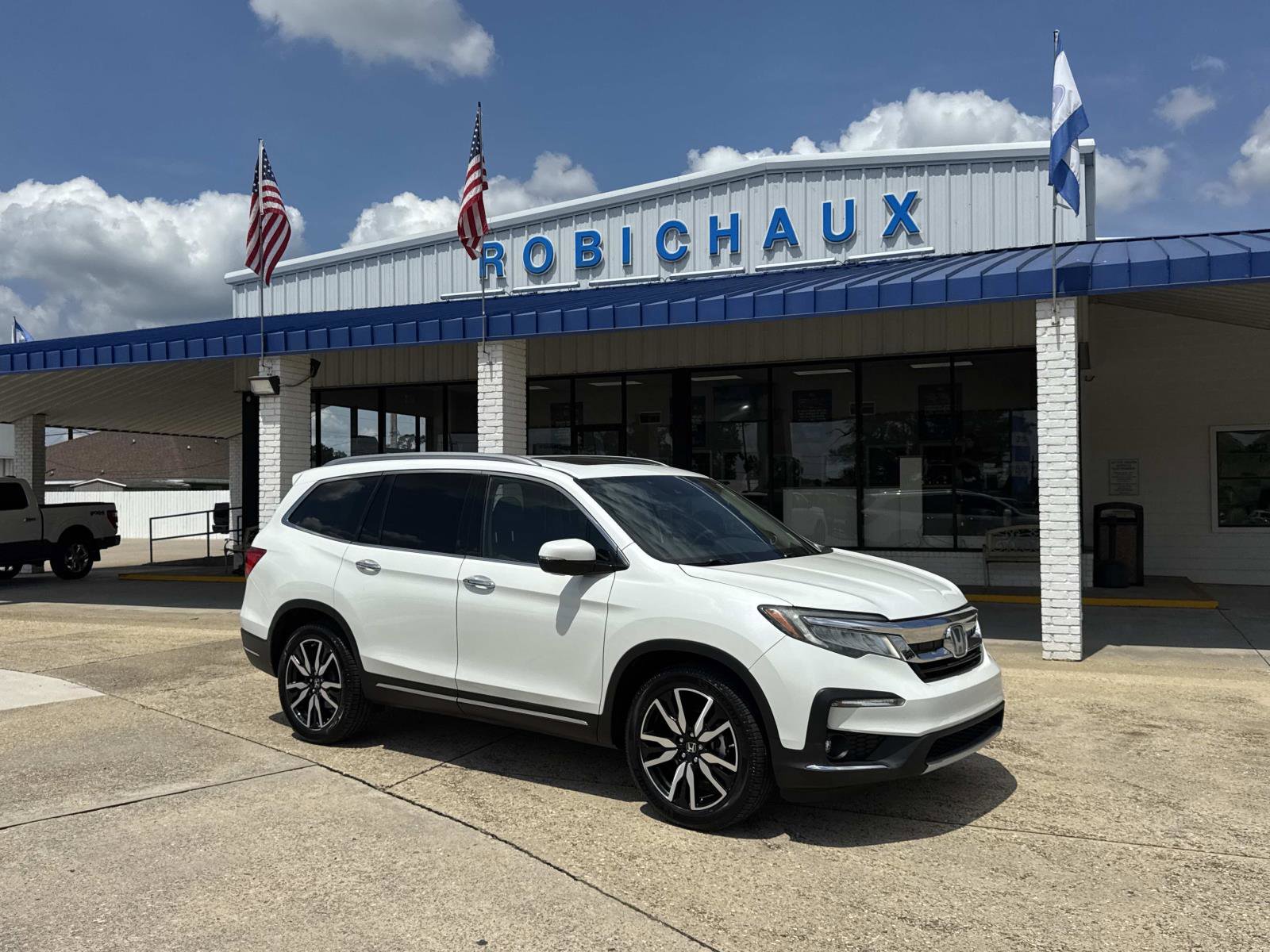 Used 2020 Honda Pilot Touring video 1