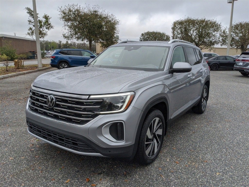New 2025 Volkswagen Atlas SEL image 10