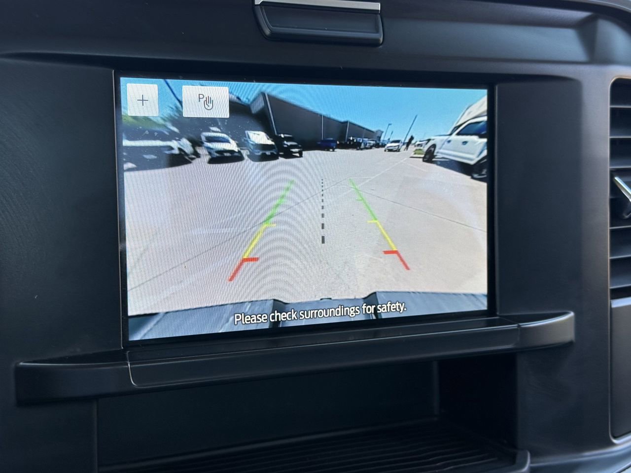 Certified 2025 Ford F250 XL w/ XL Chrome Package image 18