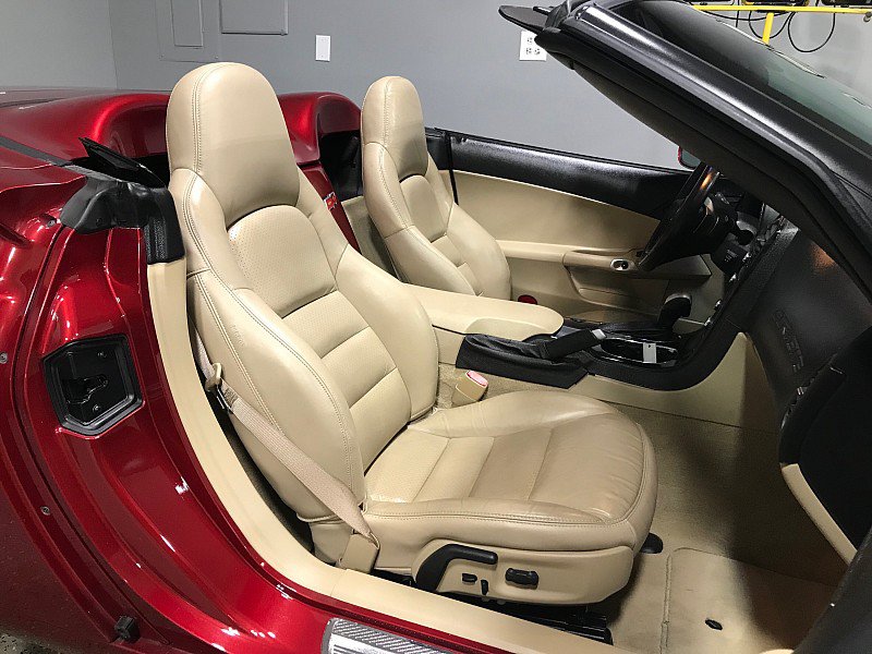 Used 2008 Chevrolet Corvette Convertible w/ Preferred Equipment Group RWD image 22