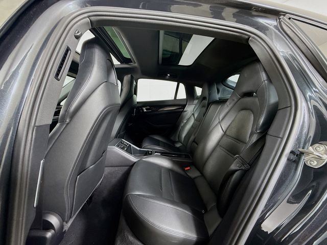 Used 2018 Porsche Panamera 4 image 24