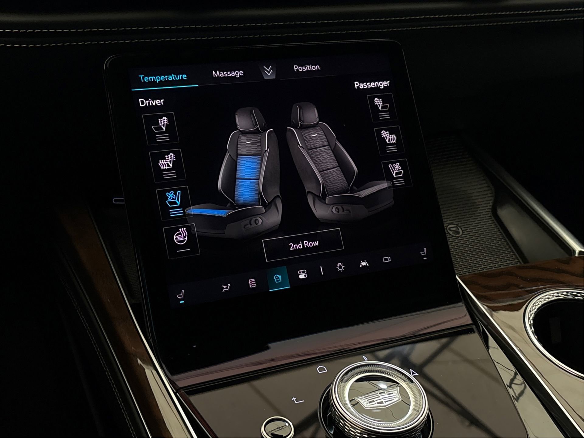 Used 2025 Cadillac Escalade Sport Platinum w/ LPO, ONYX Package AWD/4WD image 34