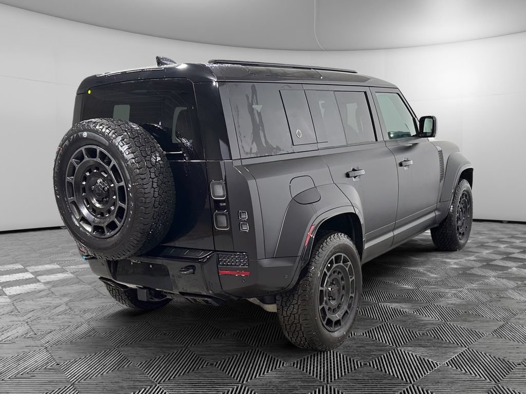 New 2026 Land Rover Defender 110 OCTA AWD/4WD image 5