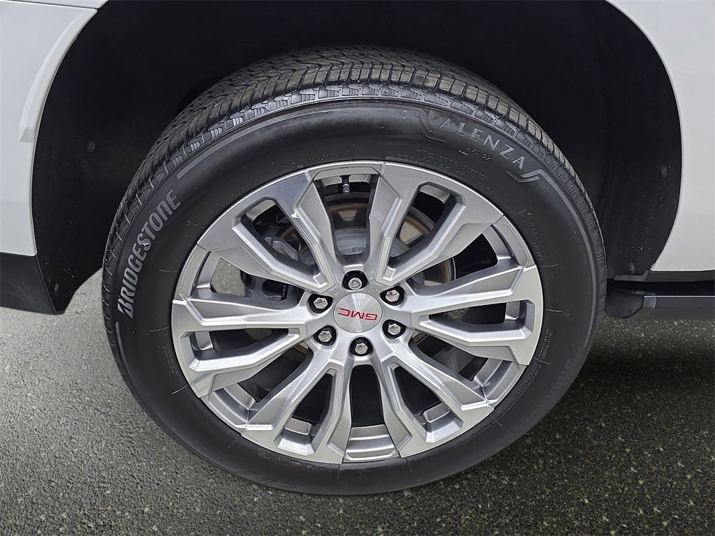Used 2022 GMC Yukon XL Denali image 35