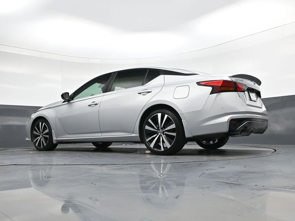 Used 2020 Nissan Altima 2.5 SR w/ Premium Package image 39