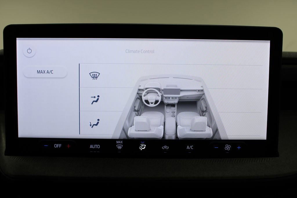 New 2026 Ford Maverick XLT image 43