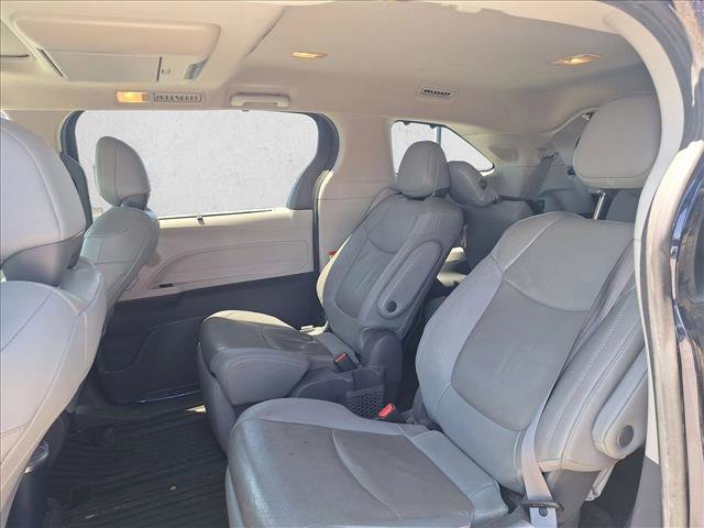 Certified 2021 Toyota Sienna Limited FWD image 15