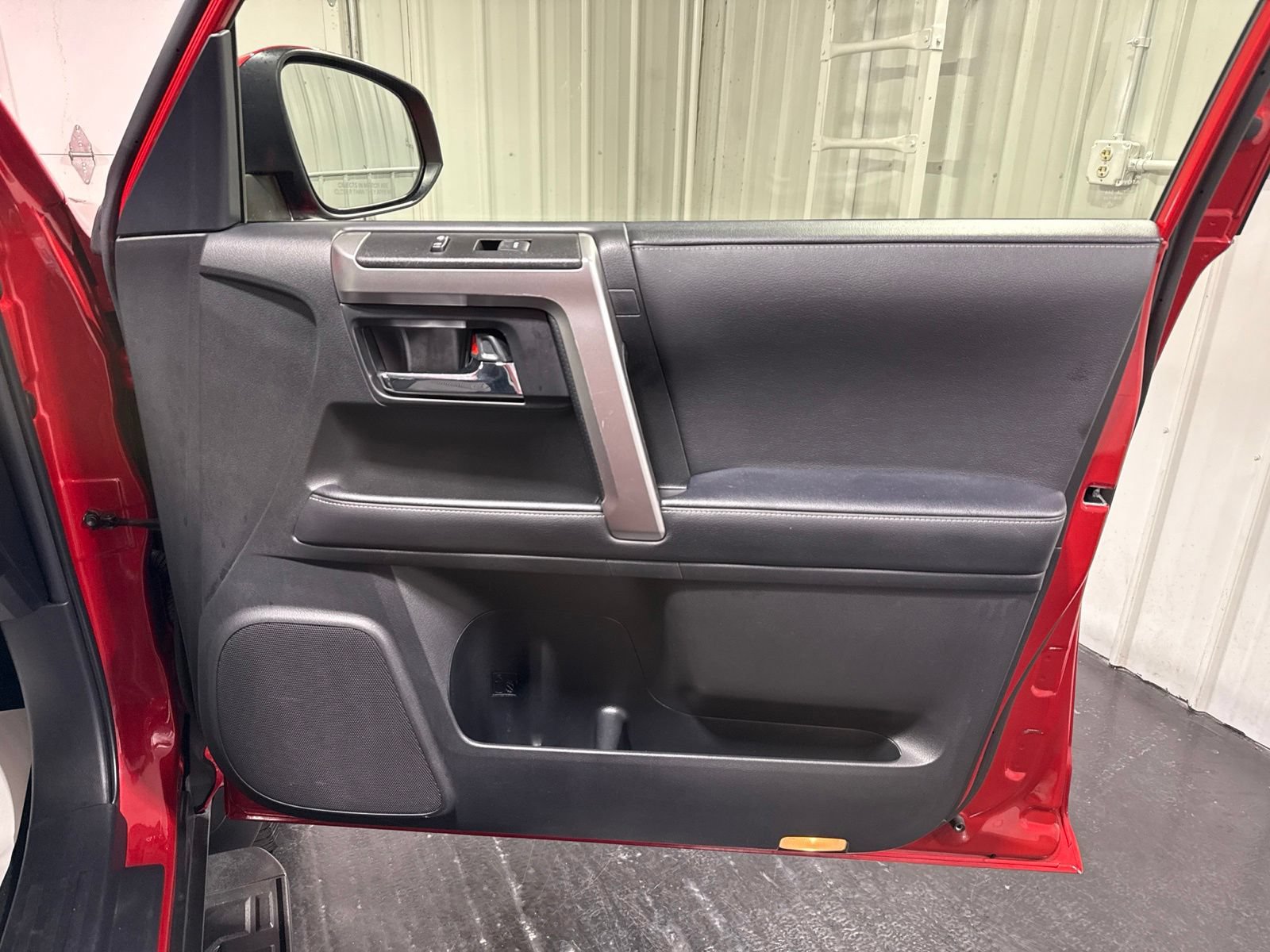 Used 2024 Toyota 4Runner SR5 AWD/4WD image 11
