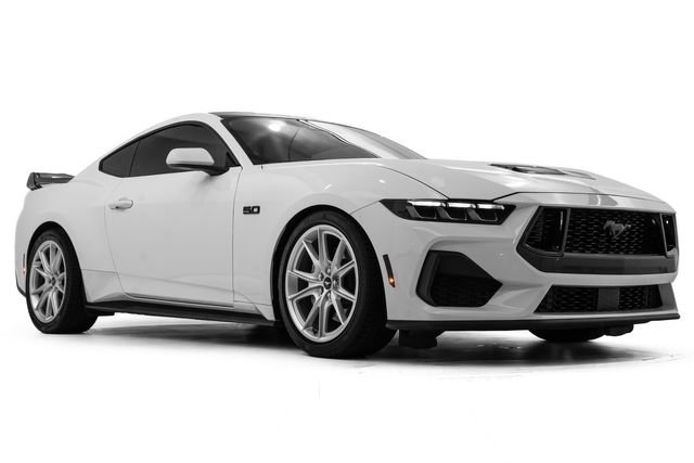 Used 2024 Ford Mustang GT image 6