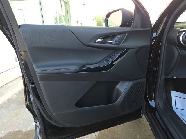 New 2026 Chevrolet Equinox LT w/ LPO, Floor Liner Package image 21