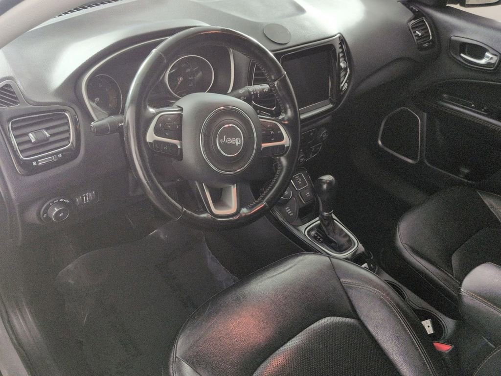 Used 2020 Jeep Compass Limited image 11