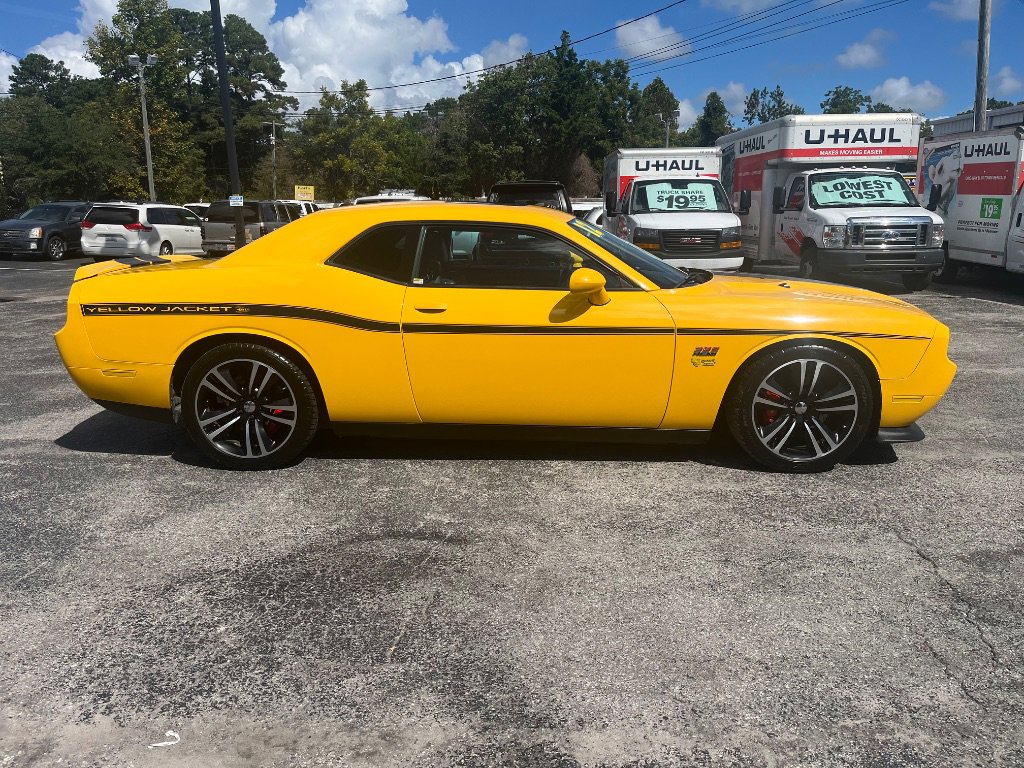 Used 2012 Dodge Challenger SRT8 Yellow Jacket w/ Premium Sound Group image 2