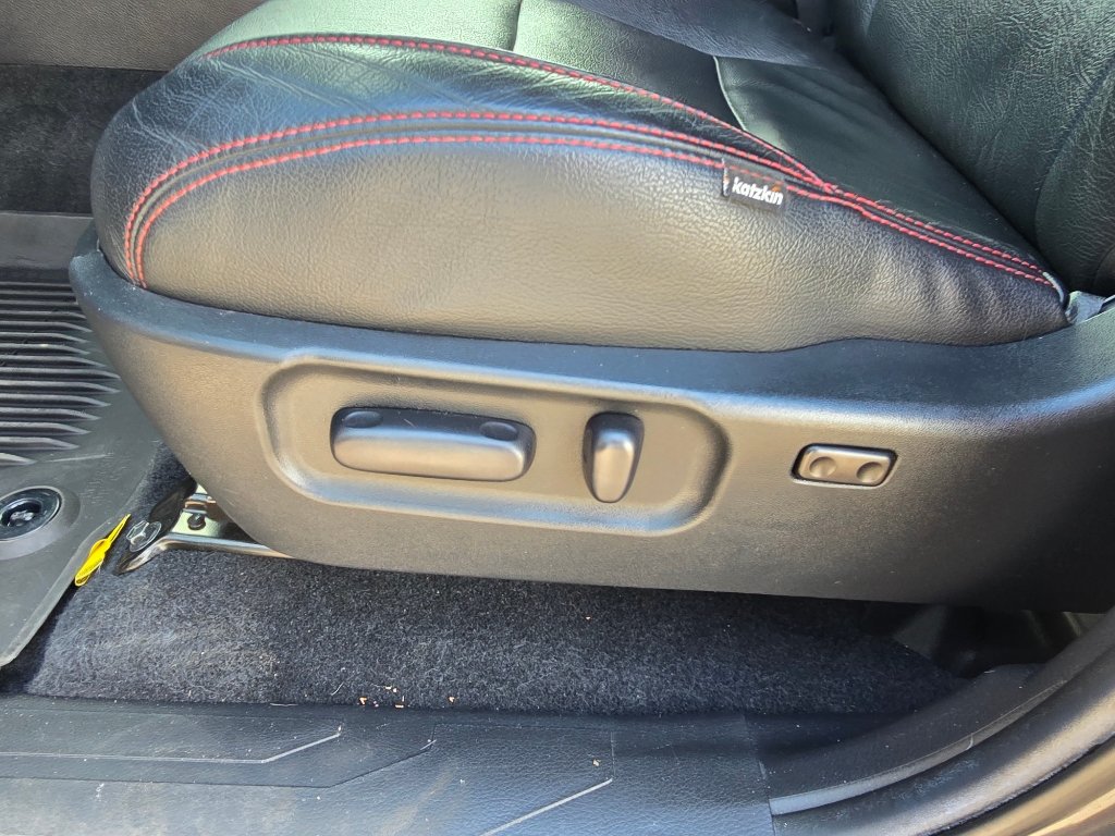 Used 2022 Toyota Tacoma TRD Sport w/ Technology Package RWD image 16