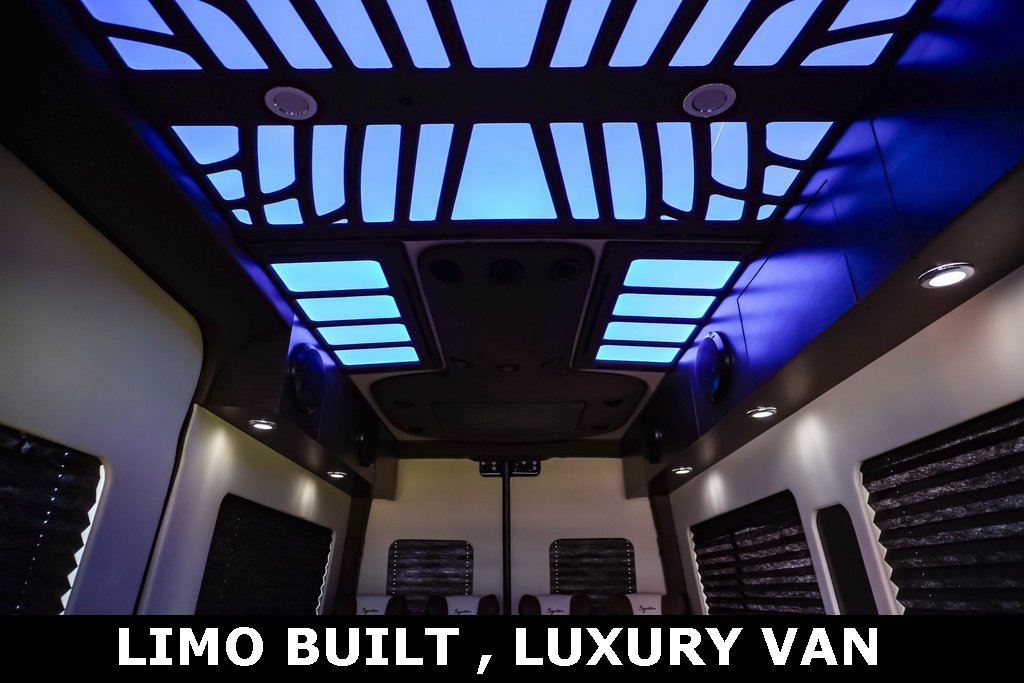 Used 2023 Mercedes-Benz Sprinter 2500 image 21