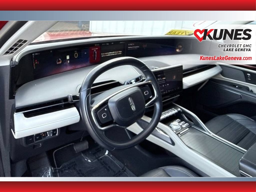 Used 2024 Lincoln Nautilus Reserve AWD/4WD image 25