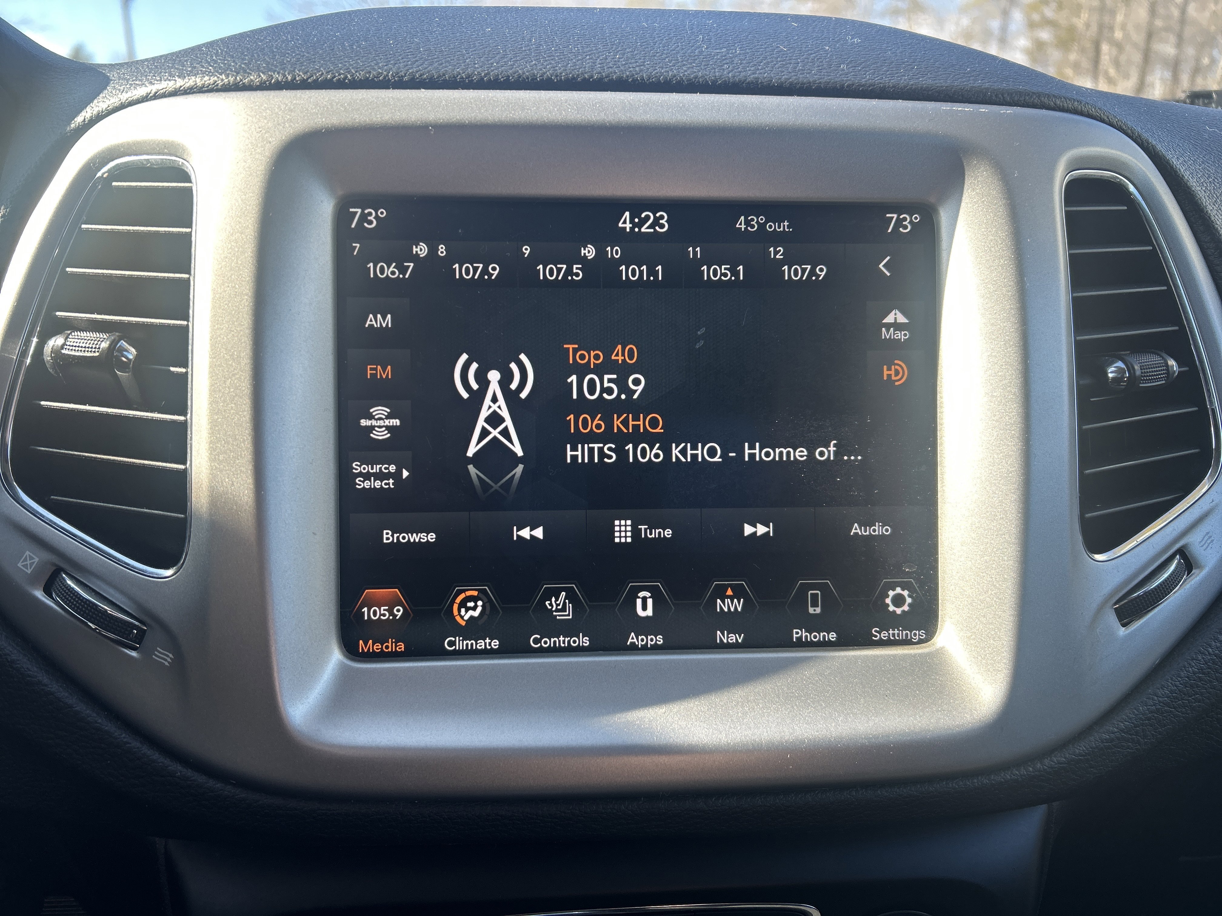 Used 2020 Jeep Compass Sport image 21