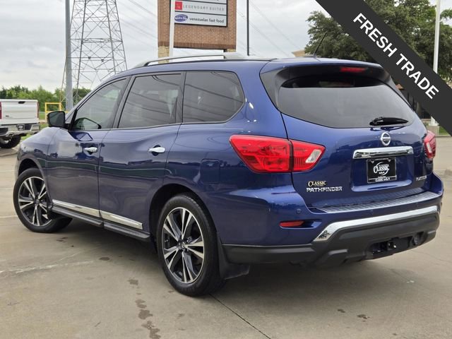 Used 2018 Nissan Pathfinder Platinum w/ Cargo Package FWD image 4